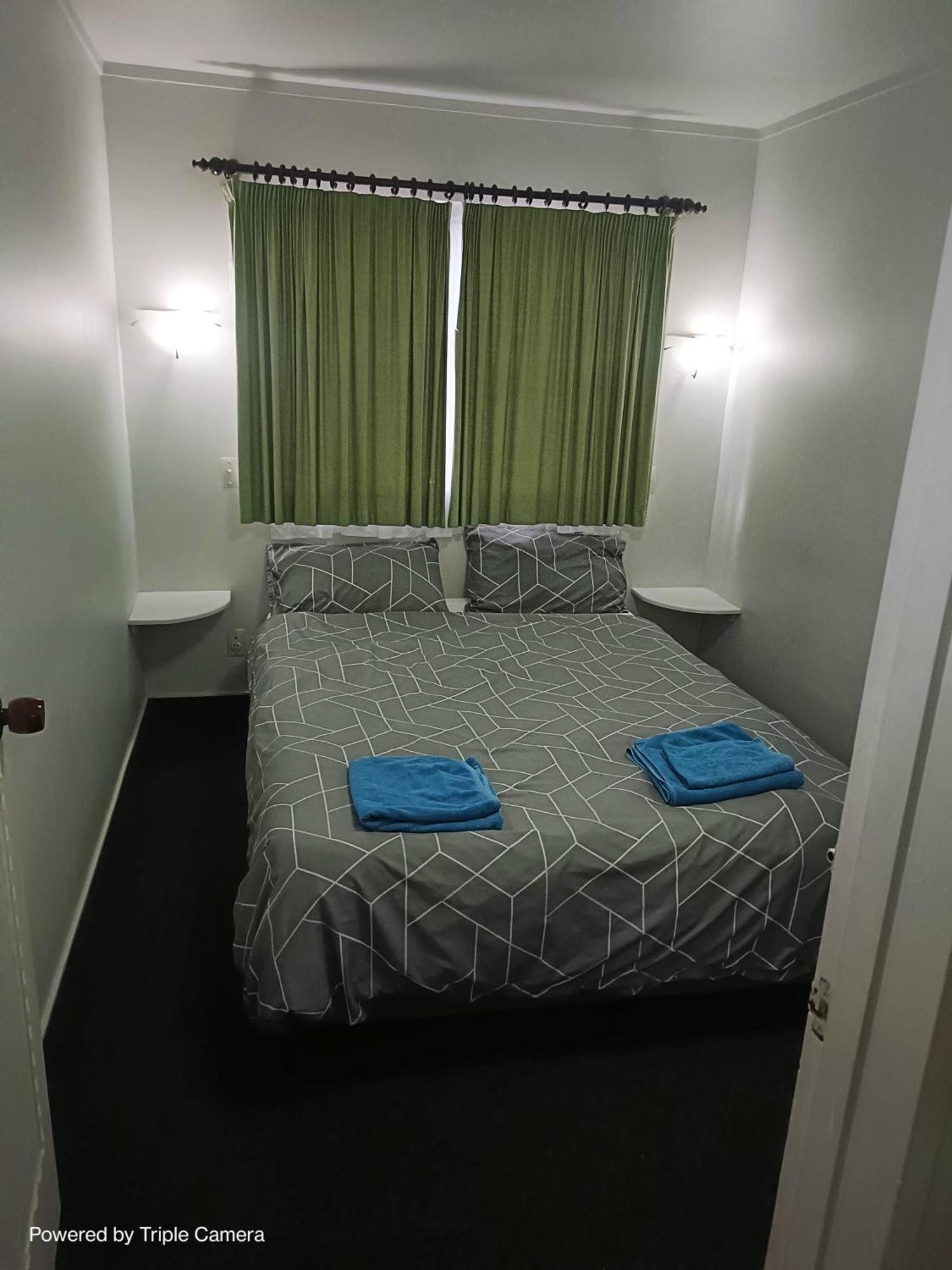 לבין The Cave Motel מראה חיצוני תמונה